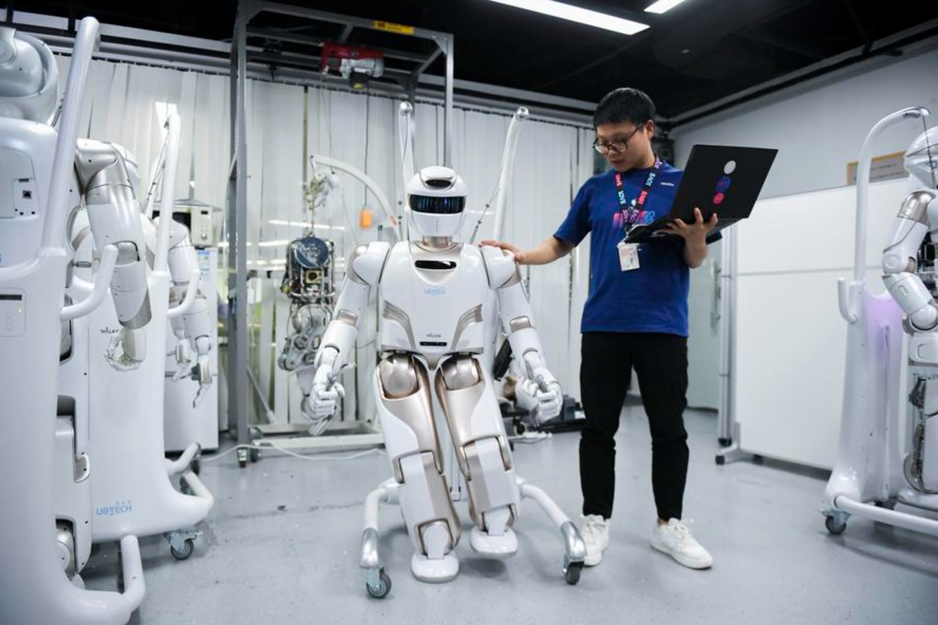 Humanoid Robot Marathon in Beijing